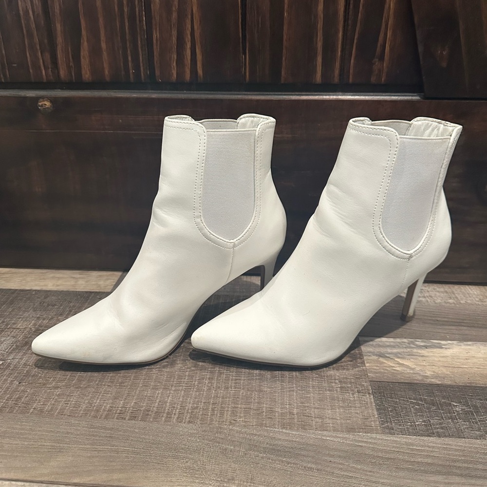 Elegant White Ankle Boots